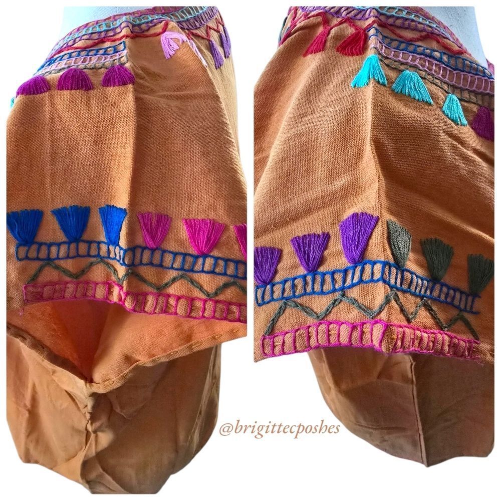 HANDMADE Traditional Embroidered Mexican Blouse - Picture 6 of 11